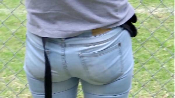 Showing off my ass. Would you fuck me? I need a hard cock inside me.