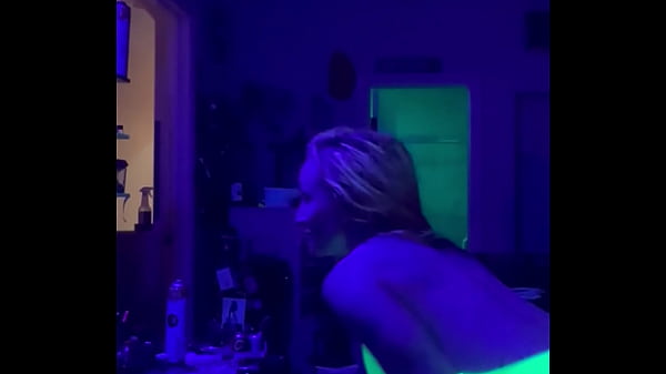 Sexy mom gets fucked by stepsons friend